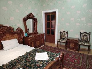 Green House Hotel & Hostel - 8