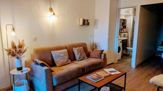 Cosy T2 refait à neuf climatisé, vue mer avec terrasse et jardin, Wifi piscine tennis et parking - 8