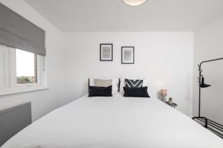 Central Dundee 5BR Apartment Ideal for Trades Teams & Harbour - 7
