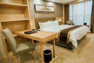 Days Inn by Wyndham Business Place Sichuan Bazhong - 6