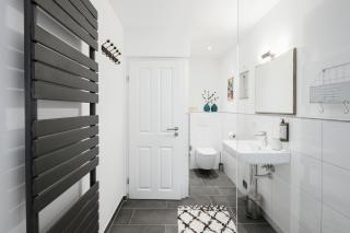 LEVEL22 charmanter zentraler Altbau - 4