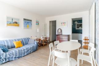 Sea view apartment with private garden - 4