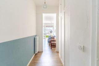 Sea view apartment with private garden - 5