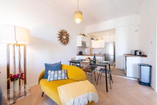 Modern 2-Br Apartment with Balconies 3 Min from Palais des Festivals - Cannes - 5