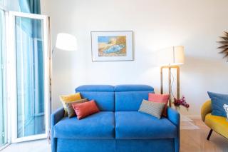 Modern 2-Br Apartment with Balconies 3 Min from Palais des Festivals - Cannes - 1