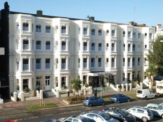 Haddon Hall Hotel - Eastbourne - 0