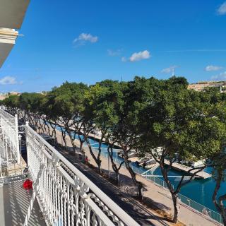Marina view two bedroom apartment in Pietà - Pietà - 6
