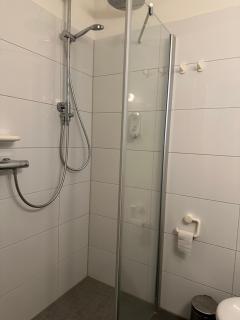 Hellmanns Ferienwohnung - 8