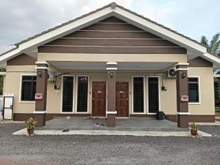 HOMESTAY DESA TERATAI - - 0
