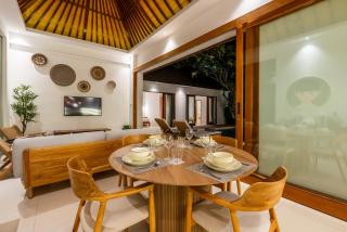 Villa Lapis 1 by Villa Finder - Canggu - 9