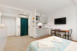 Les Oranges Five Stars HolidayHouse - 6