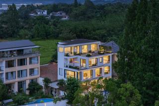 Romantic July in the Wild Sky Garden Private Bath Starry Sky Swimming Pool Wild Luxury Viewing B&B - 7