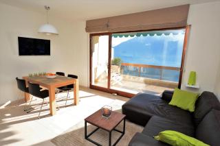 Collina d'Oro C14 by Fewotessin - Orselina - 6