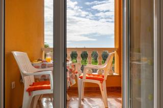 Bezauberndes Apartment mit Babybett, Spielplatz, Grill, WiFi - Vodnjan - 0