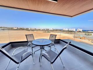 Mackenzie Seaside Apartment - Larnaca - 1