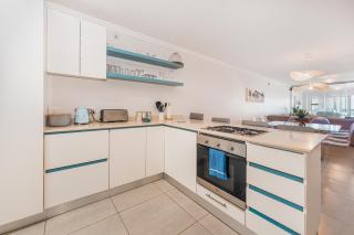 3 Skiathos- Stylish apartment with Breaker Views(no loadshedding) - Ballito - 5