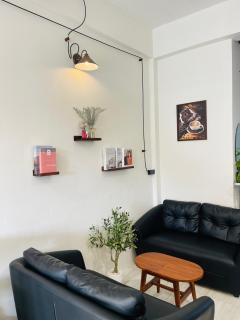 Twins cafe & Room - Surat Thani - 4