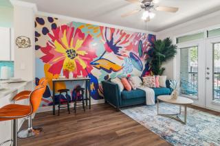 Paradise Land-1BR Pool View-NRG-MedCenter-Galleria - 0