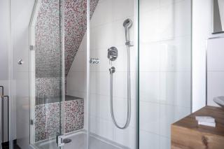Hotel Garni Villa Rosengarten - Überlingen - 9