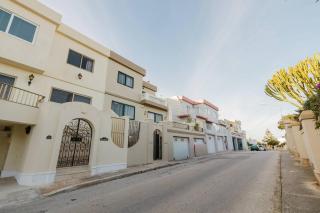 Mellieha Villa W Jacuzzi And Pool Table By Homely! - Għajn Żejtuna - 4