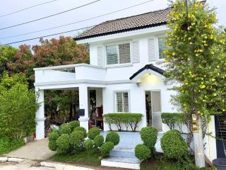 Elegant 4BR Home in Savannah Trails with Garden - Manila - 0