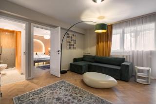 Ultracentral near Old Town, Cismigiu and Victoriei - Cozy, Quiet and Modern Apartment wt Sunny Balcony - 3