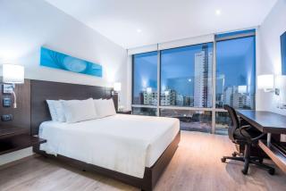 NH Collection Royal Smartsuites - 6