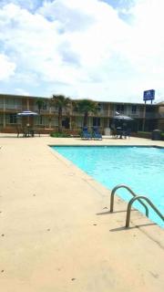 Studio 6 Hammond, LA I12 I55 - Hammond - 8