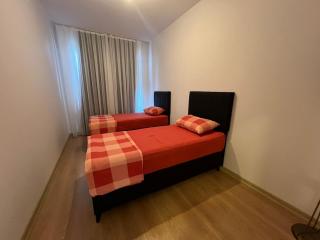 Luxury Designed Comfortable 2 Rooms & 1 Living room Apartment Free Parking Garaj - 5