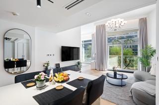 1 BR Exquisite Urban Living in Downtown Dubai - 6