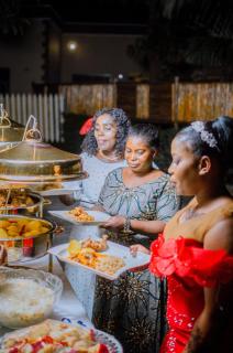 Family Ties - Bagamoyo - 2