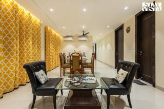 StayVista at Sunrise Apartment with Heater, WiFi - Varanasi - 7