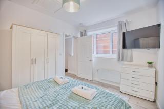 New Refurbished 2BR - City Centre - Bridgwater - 1