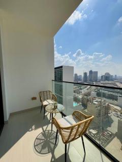 Modern 1br In Jvc Balcony, Pool & Parking - 7
