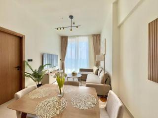 Modern 1br In Jvc Balcony, Pool & Parking - 4