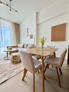 Modern 1br In Jvc Balcony, Pool & Parking - 8