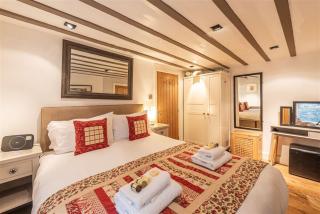 Central 2 Bed Cottage On Watergate Street by Cheshire Escapes - Chester - 1