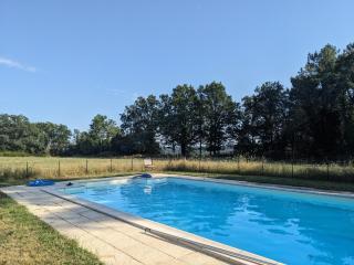Propriété en pleine nature,grands espaces,, Périgord Noir, piscine chauffée, climatisation,wifi - Saint-Pardoux-et-Vielvic - 1