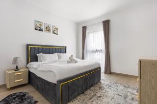 FIRST CLASS Bright & Spacious 2BR with Gym, Pool & Balcony in Abu Dhabi - Abu Dhabi - 8