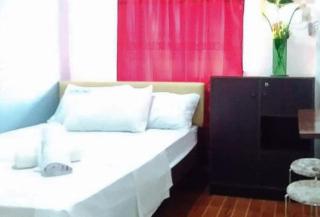 RedDoorz at RHR Tourist Inn Canlaon - Kabankalan - 2