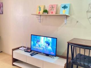 Studio Condo at Ayala Centrio Mall with Unli Wifi and Netflix - Cagayan de Oro - 3