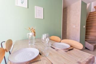 Le Borelys Parking Gratuit - 1