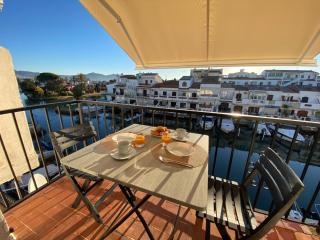 Porto Fino - Apartamento vista al canal y reformad - Empuriabrava - 0