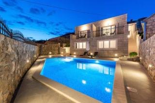 Holiday Home With Pool,Gruda - Gruda - 8
