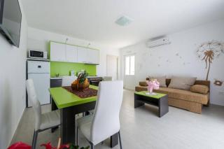 Holiday Home With Pool,Gruda - Gruda - 6