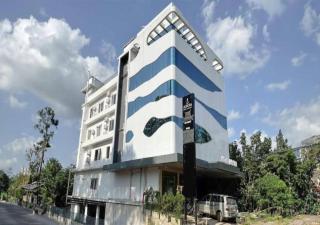 Aurora Hotels and Resorts - 9