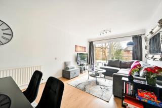 GuestReady - Peaceful hideaway in North London - Hendon - 3