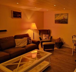 Charming house in the nature - Kärna - 1