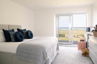 Y Nyth By Birch Stays , Sleeps 16 With A Hot Tub - Nefyn - 1