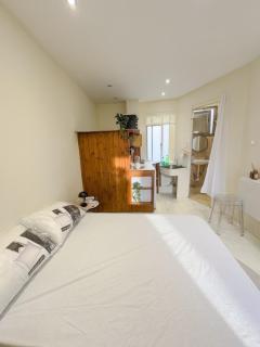 The 1# Affordable studio for long term stays! - Tel Aviv - 0